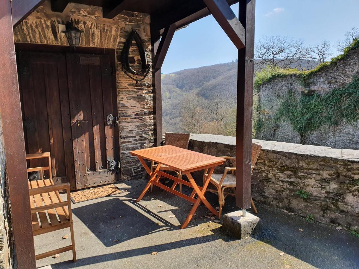 Am Burggraben Auf Der Sauerburg Lägenhet Sauerthal Exteriör bild
